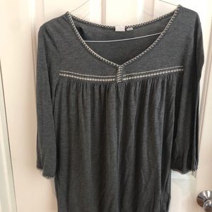 Long sleeve gap shirt